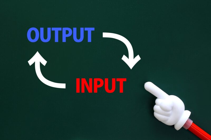 INPUTとOUTPUTの循環のイメージ