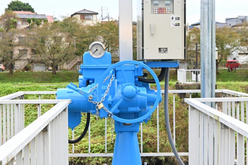 水門の開閉機